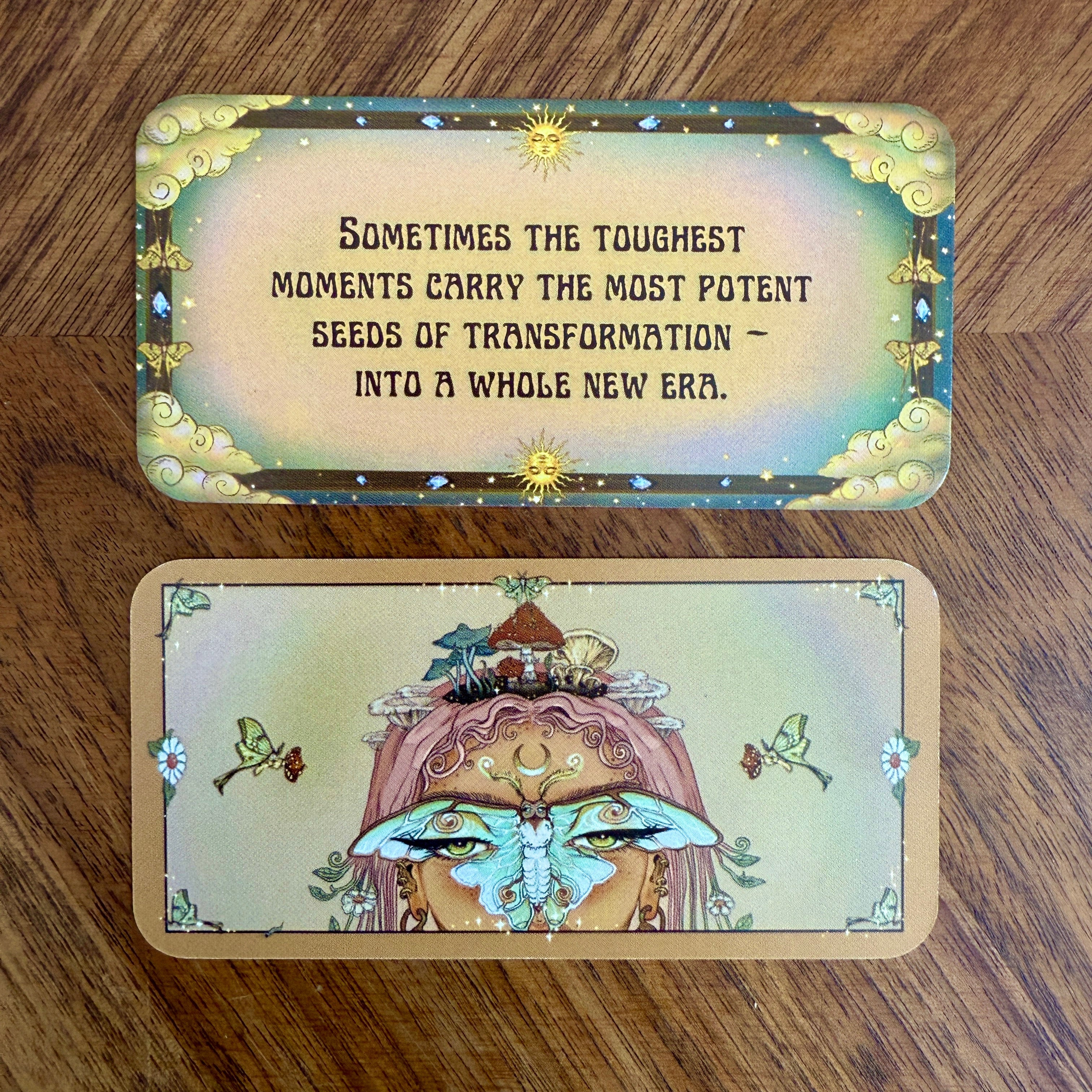 Magical Messages from the Universe Mini Deck - Confía Collective