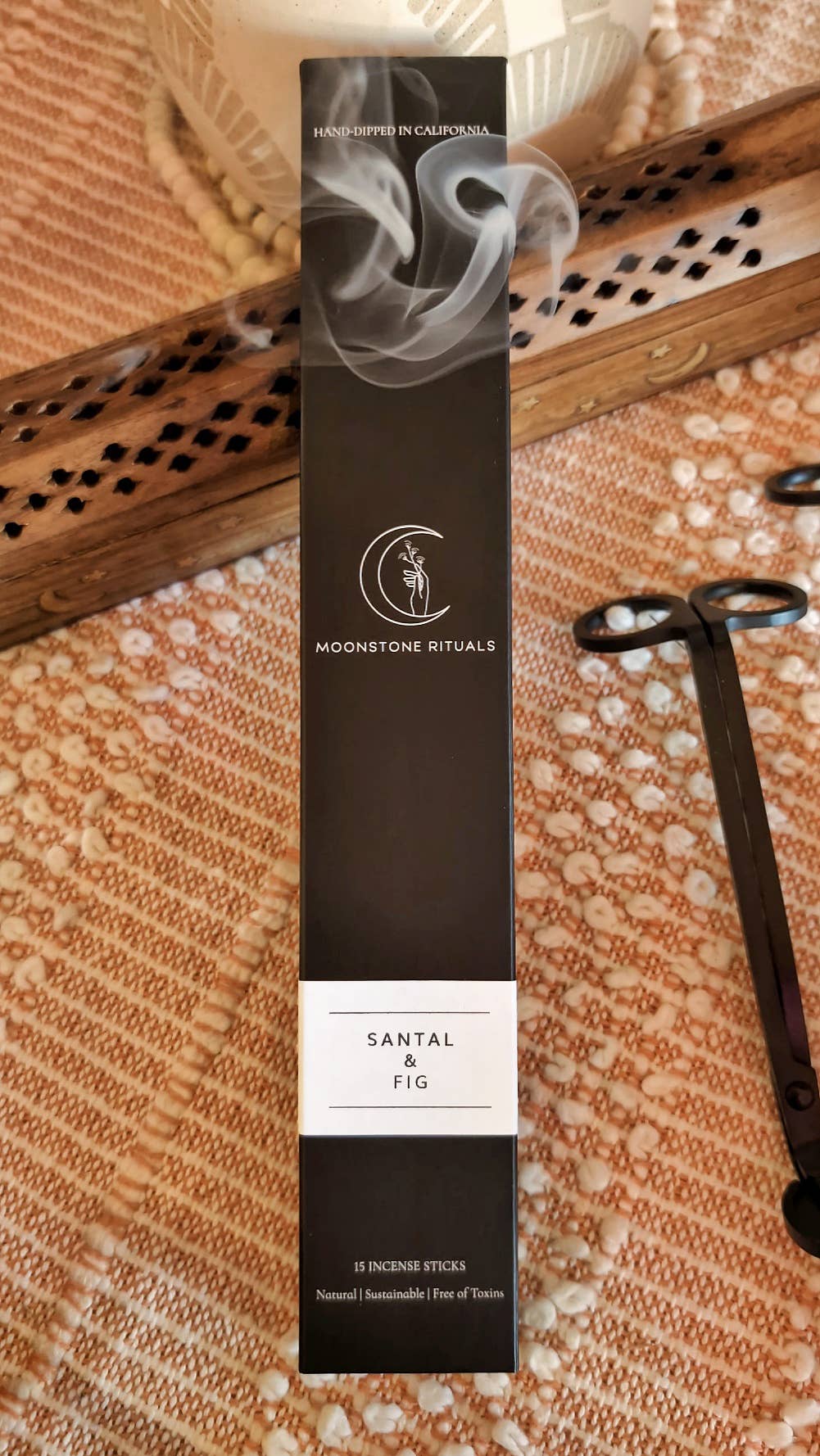 Santal & Fig Incense Sticks - Confía Collective