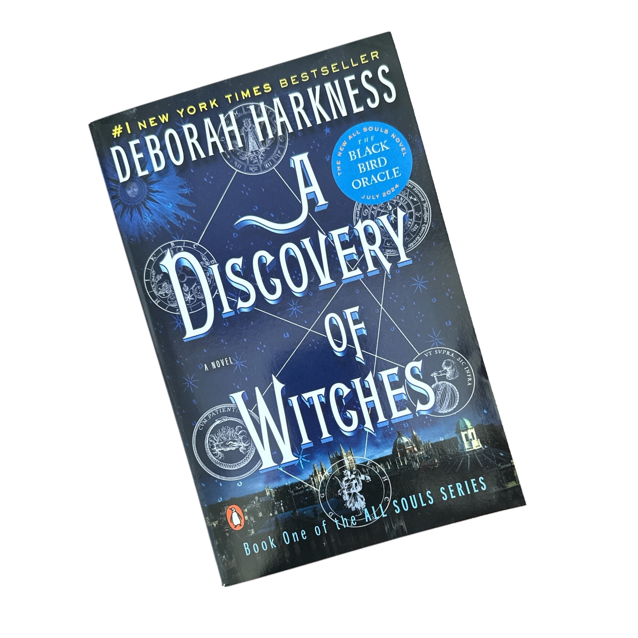 A Discovery of Witches Book: Book One of the All Souls Series - Confía Collective
