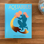 Aquarius Zodiac Book - Confía Collective