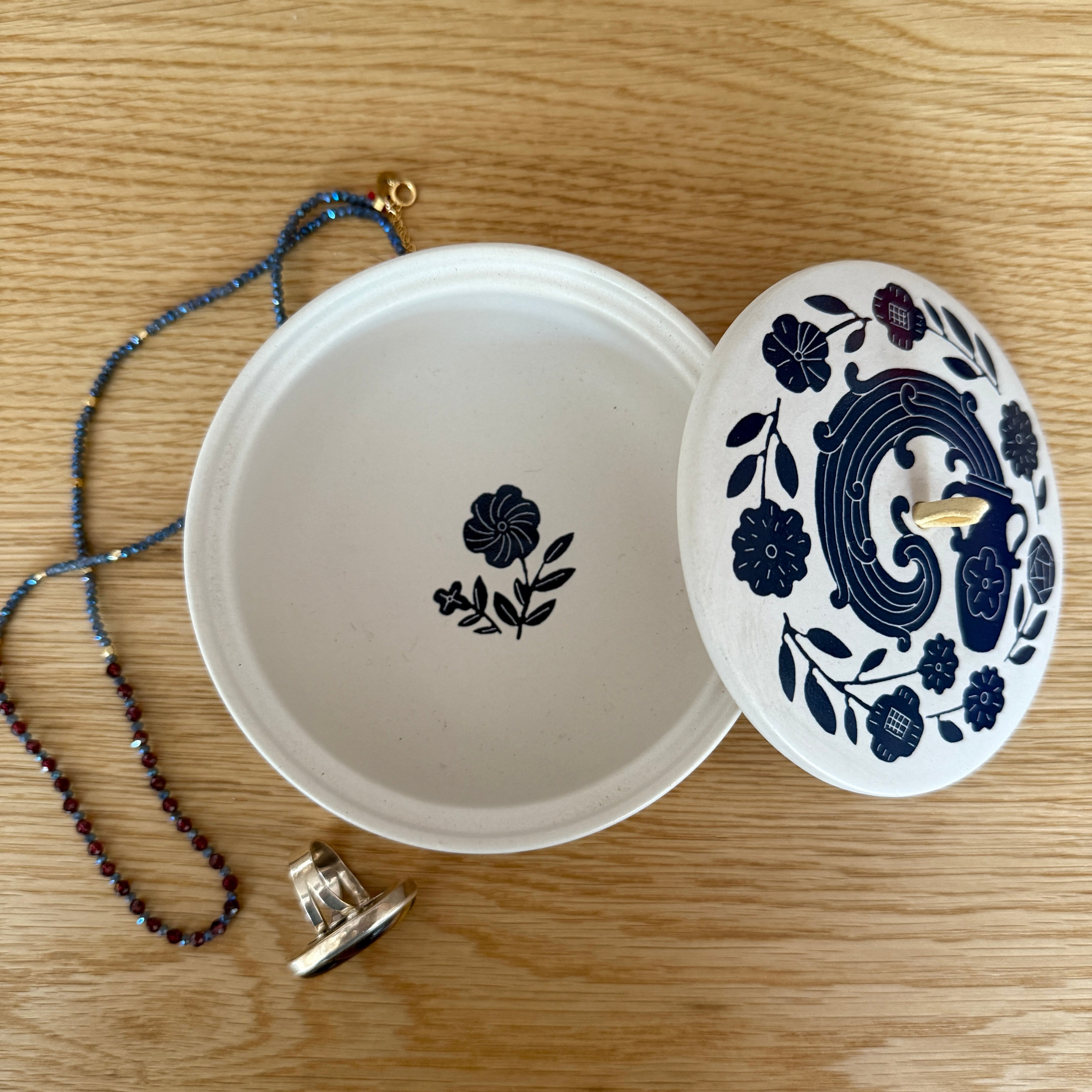 Aquarius Zodiac Trinket Dish - Confía Collective