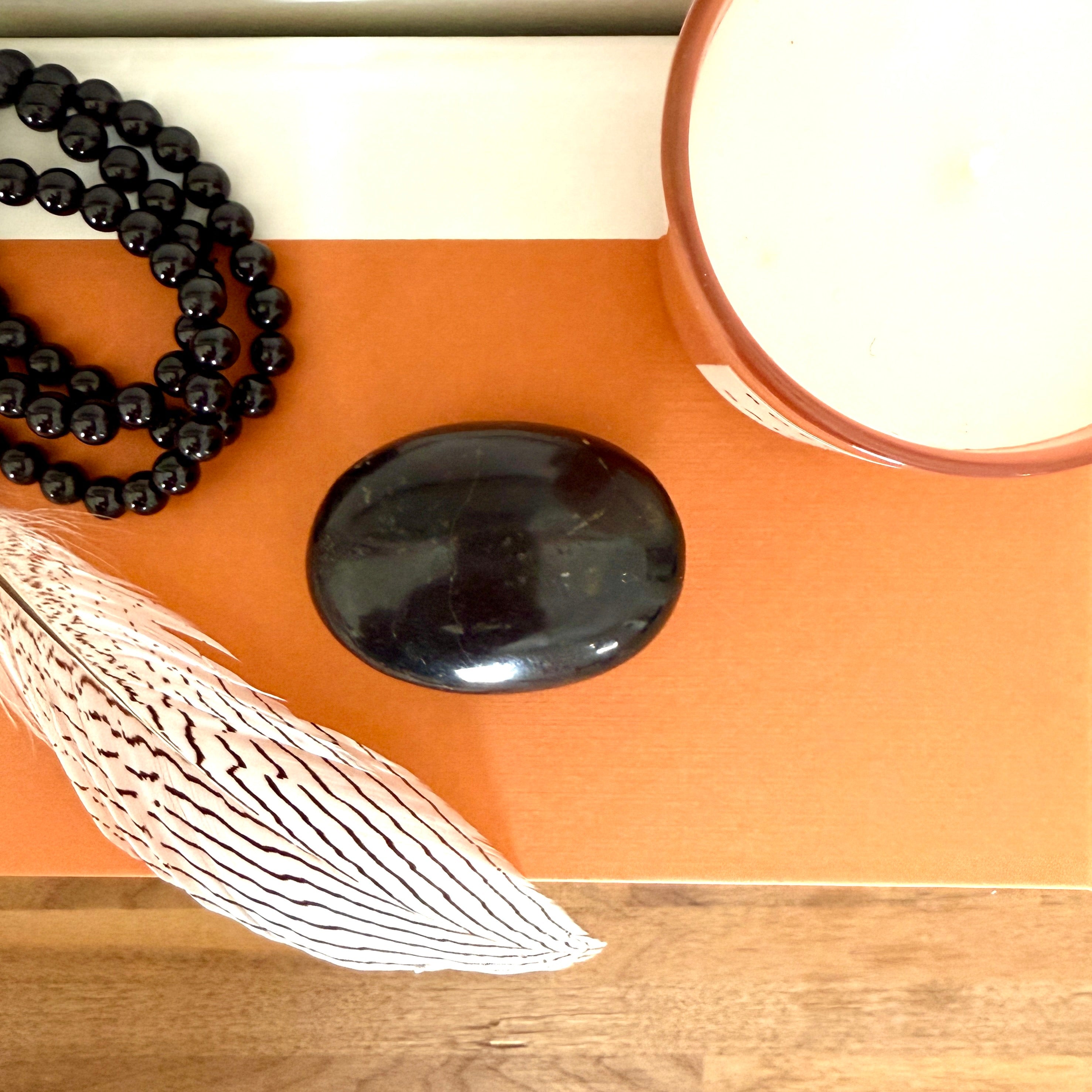 Black Tourmaline Polished Palm Stone - Confía Collective
