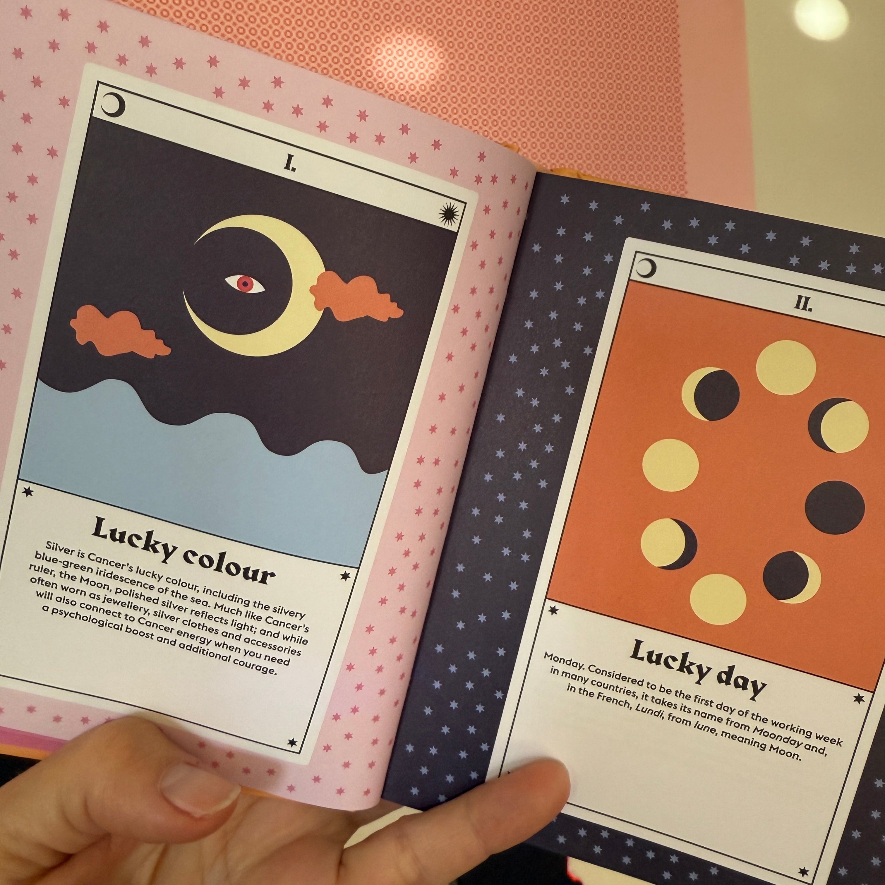 Cancer Zodiac Book - Confía Collective