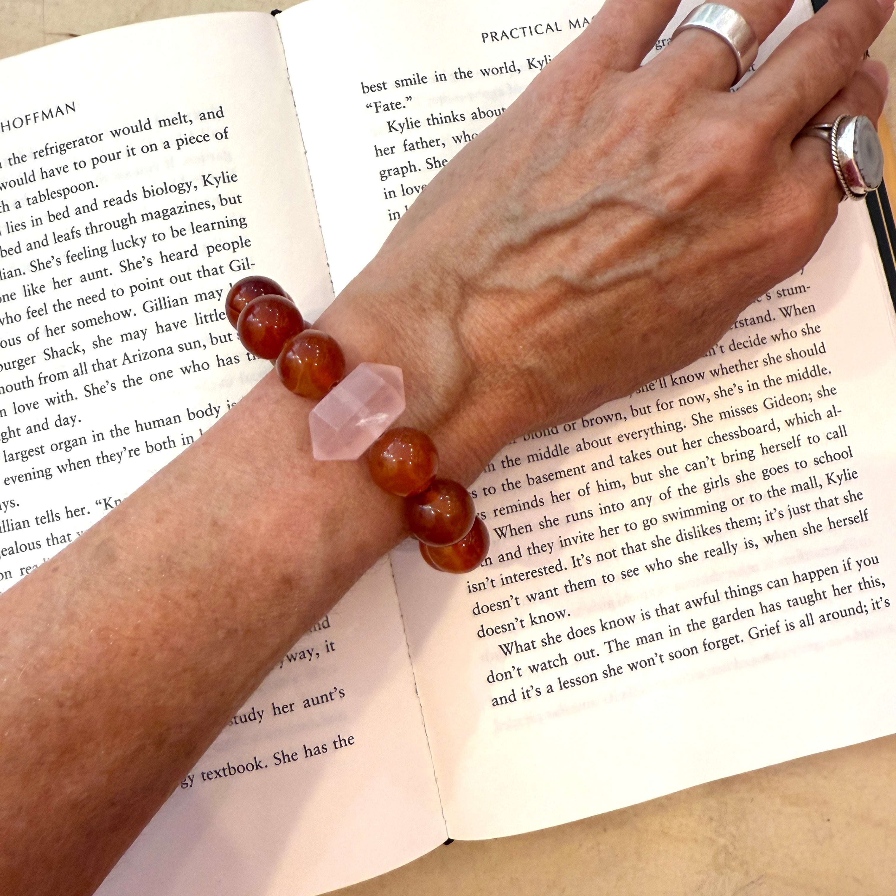 Carnelian + Rose Quartz Big Bauble Bracelet - Confía Collective