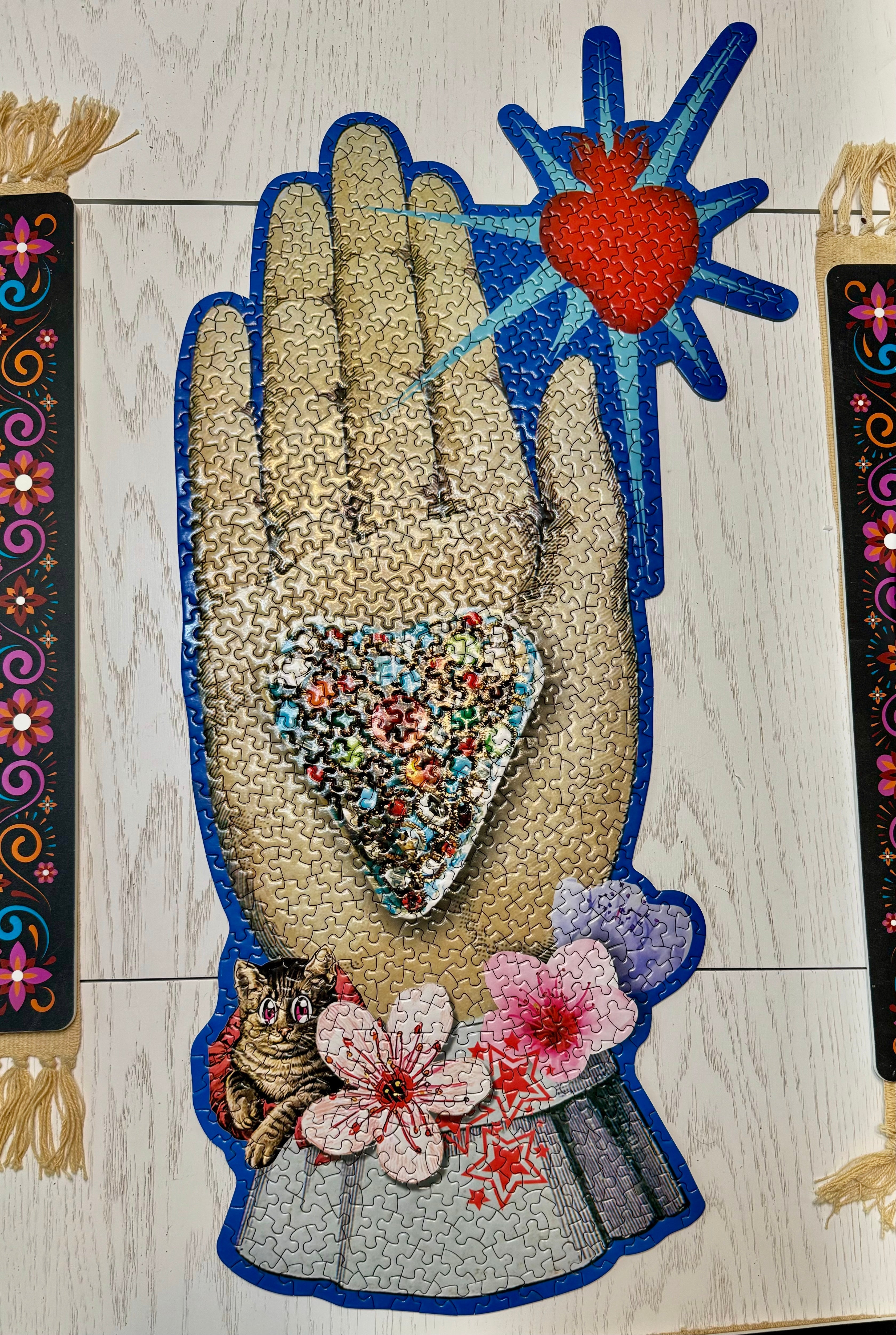 Christian Lacroix Crystal Heart Hand Puzzle - Confía Collective