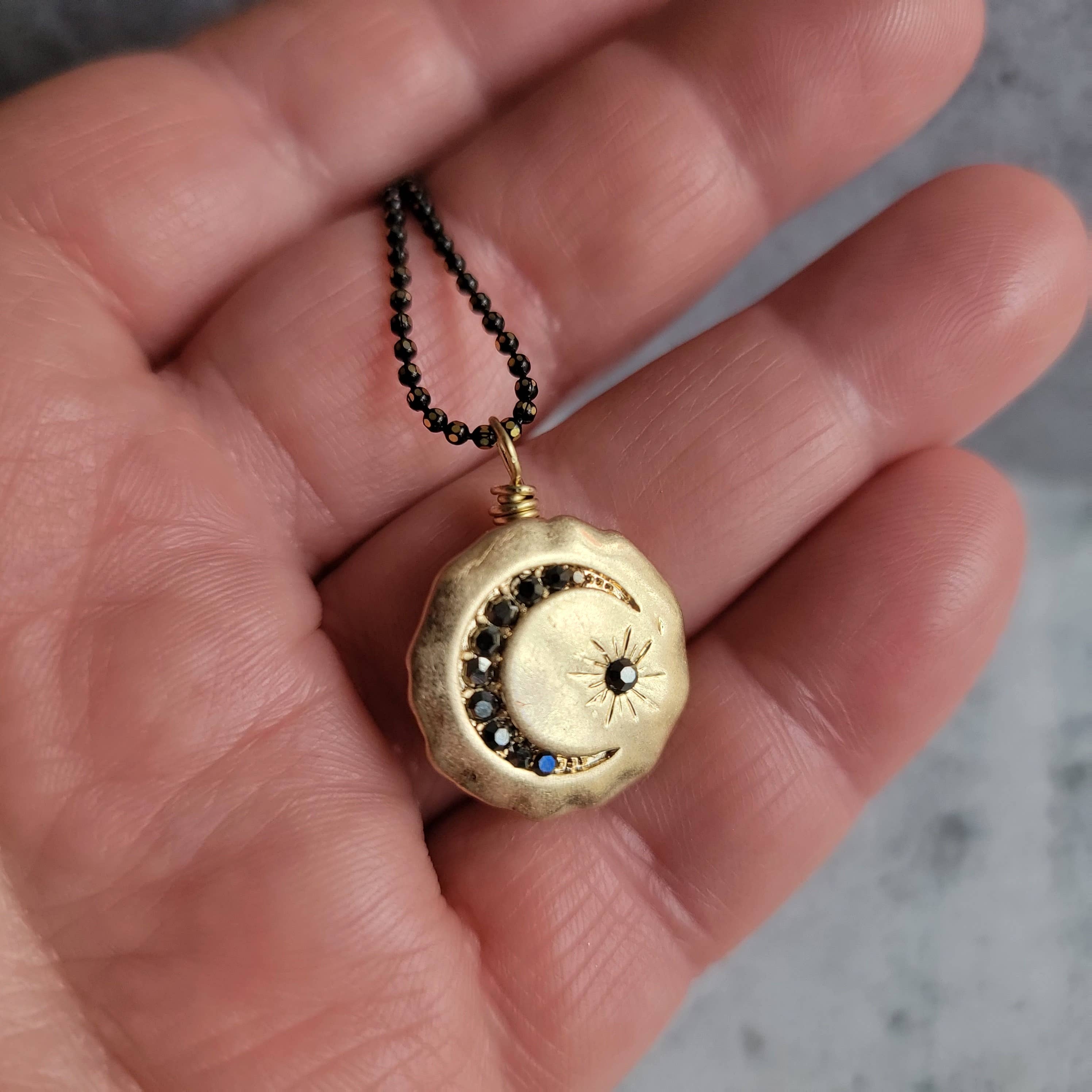 Crescent Moon Starburst Rhinestone Necklace - Confía Collective