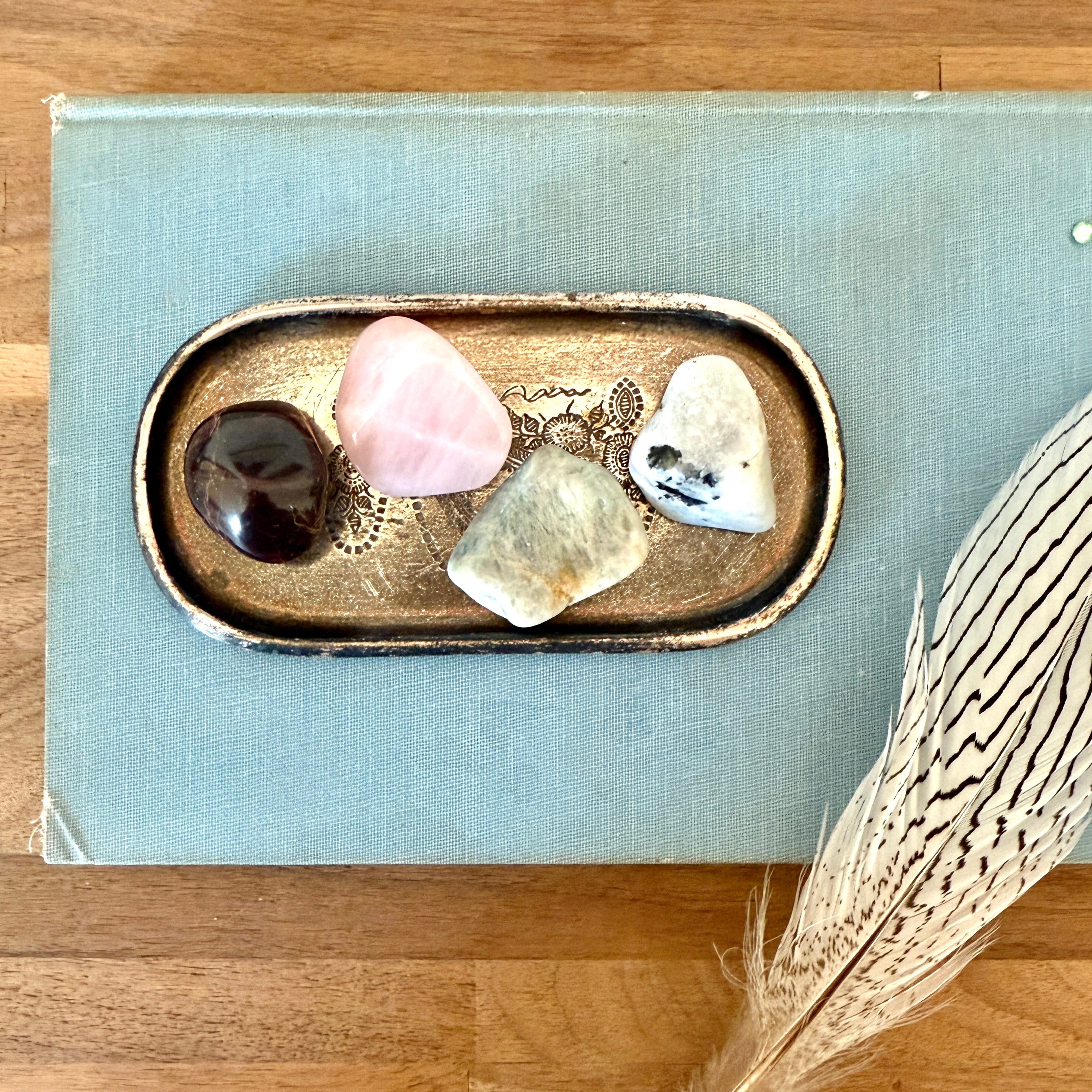 Fertility Stone Set in Box - Confía Collective