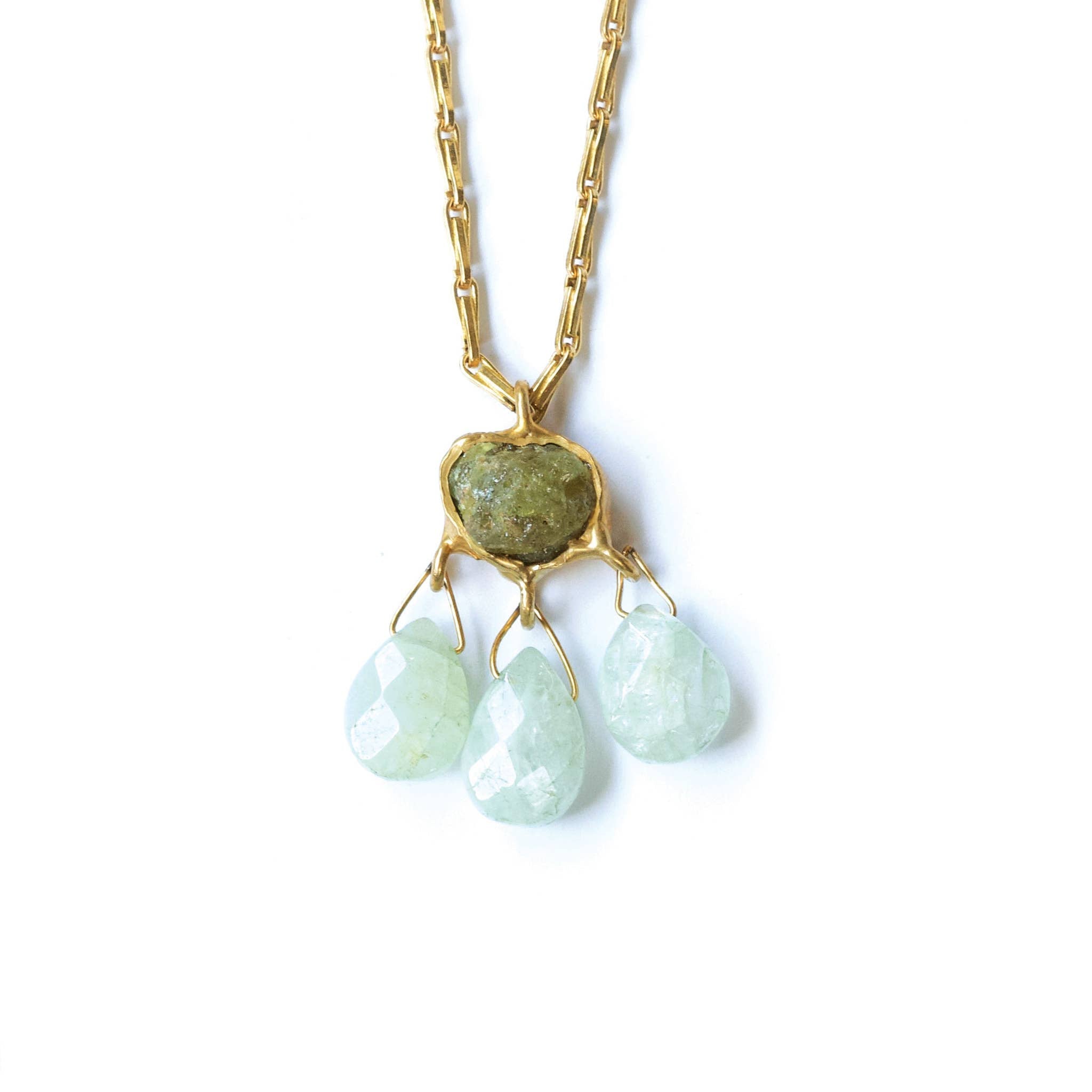 Green Garnet and Aquamarine Wind Catcher Pendant Necklace - Confía Collective