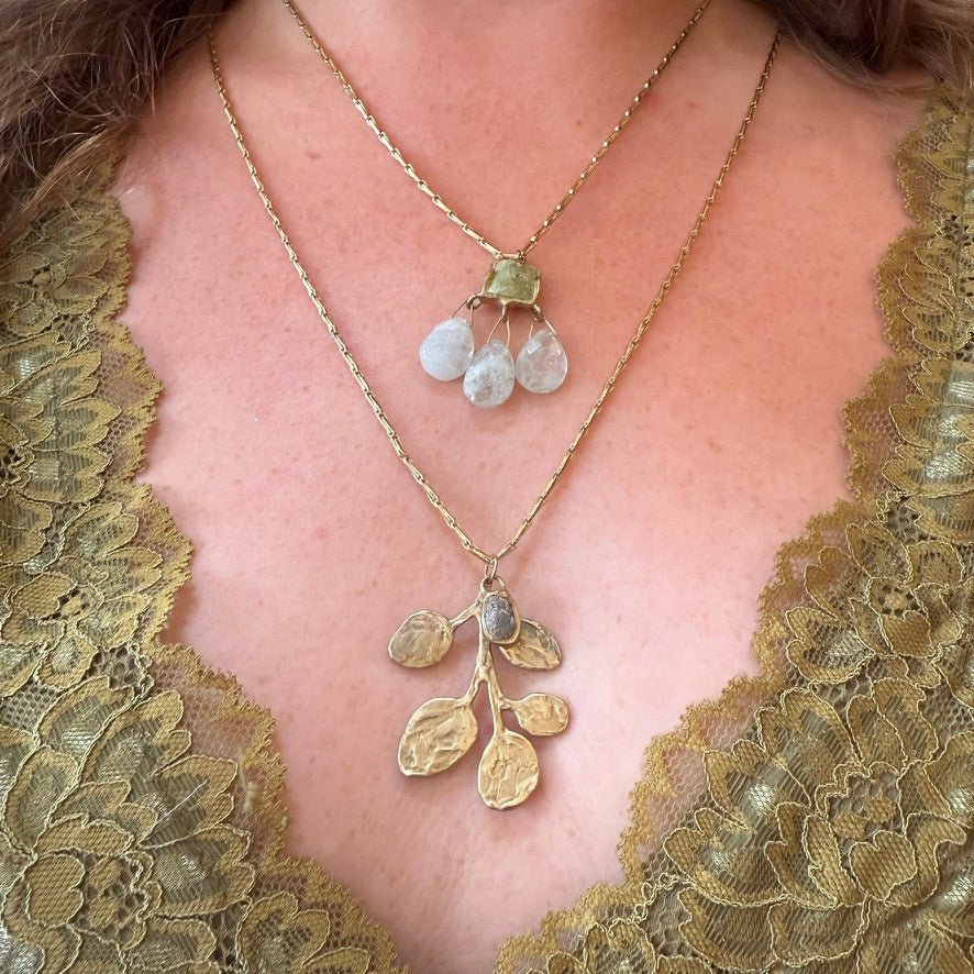Green Garnet and Aquamarine Wind Catcher Pendant Necklace - Confía Collective