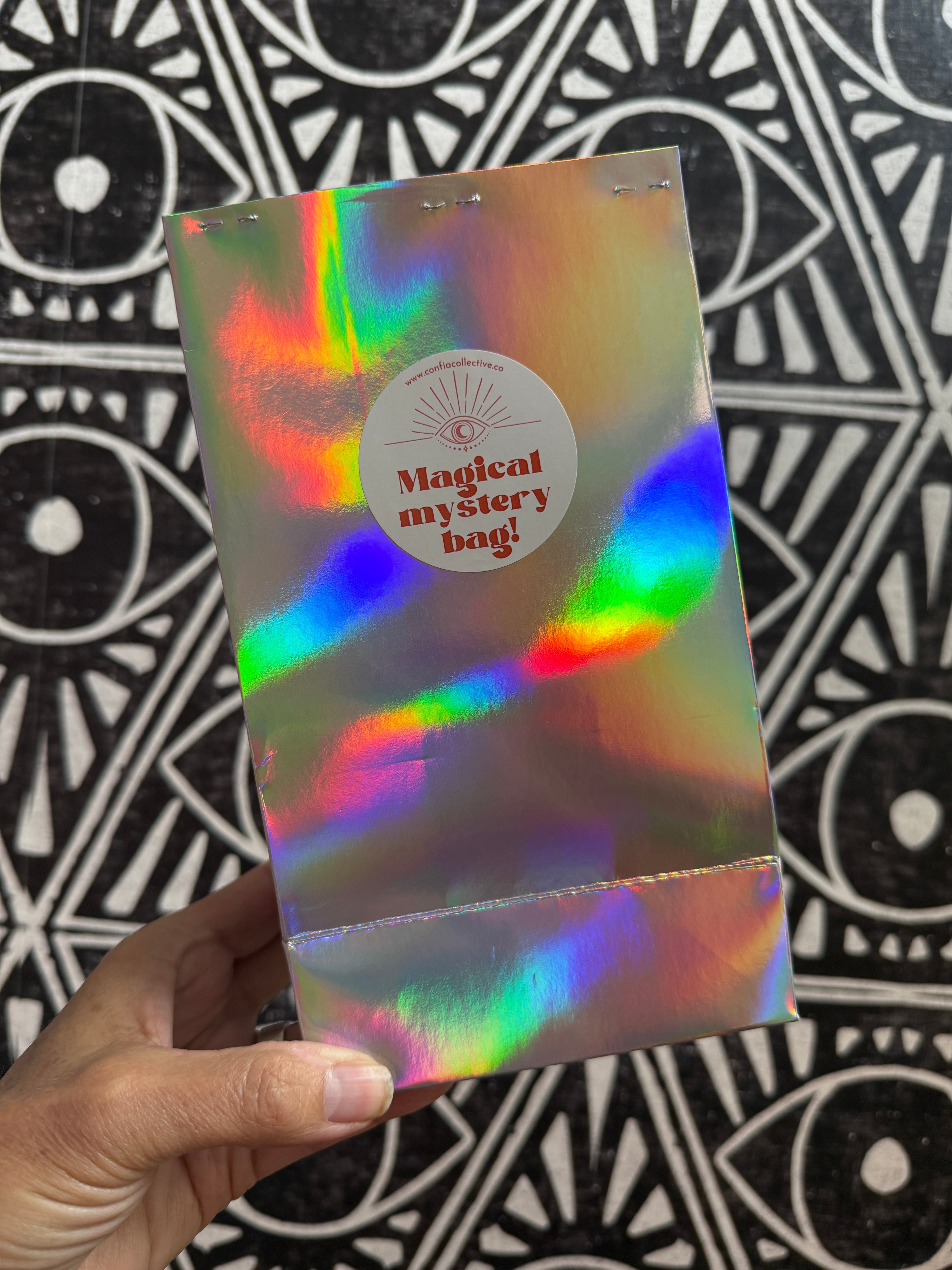 Magical Mystery Bag - Confía Collective