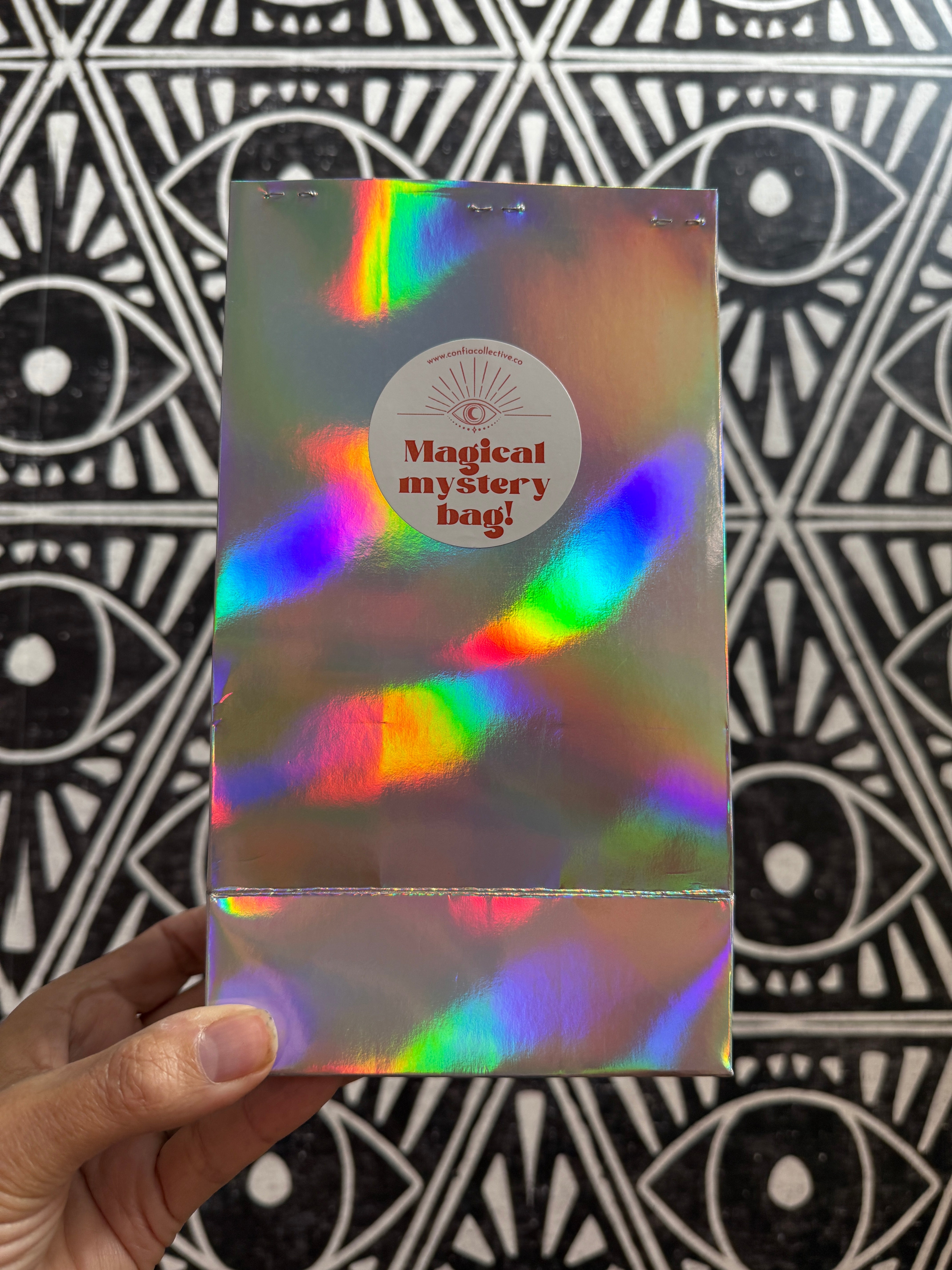 Magical Mystery Bag - Confía Collective