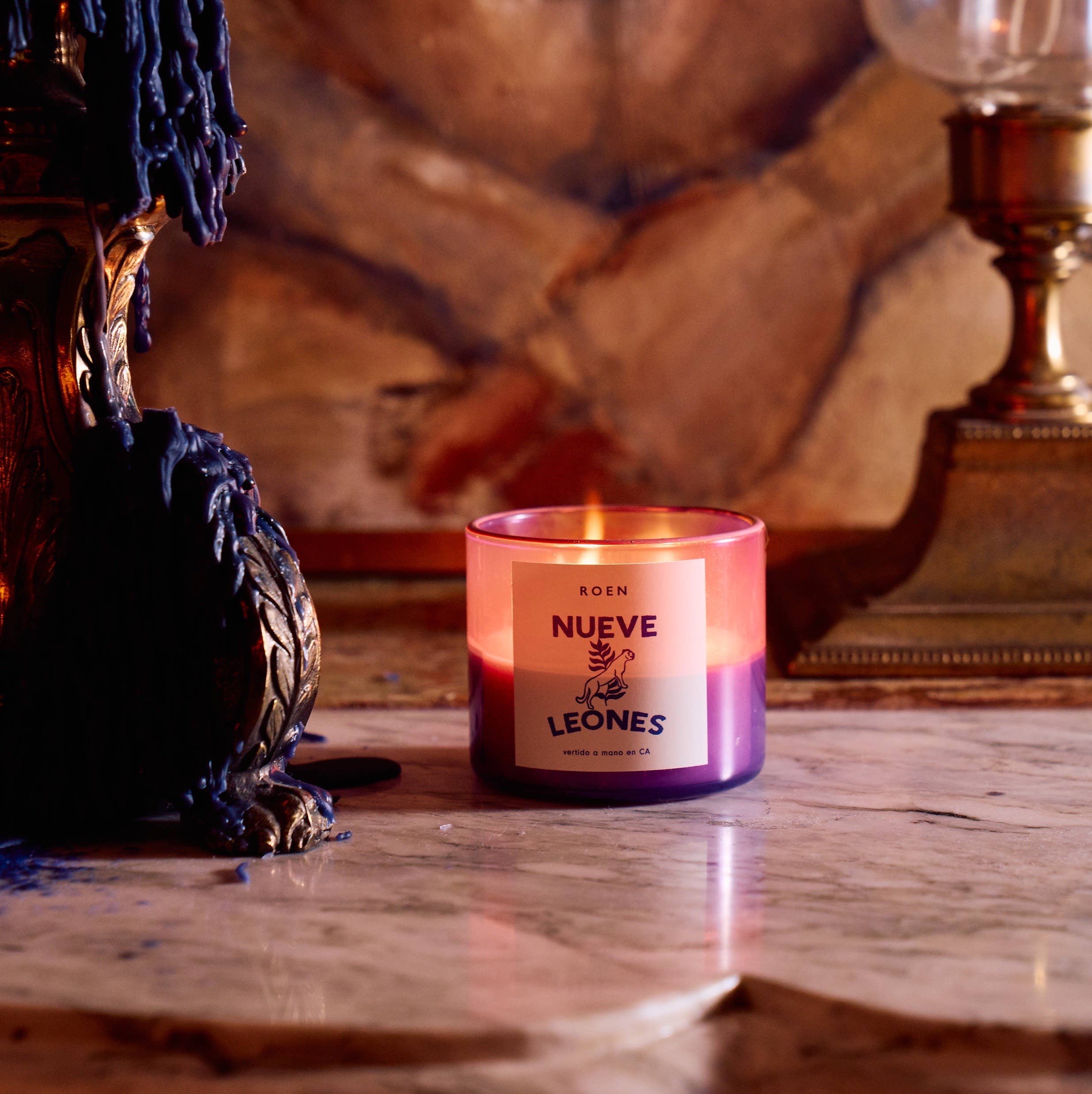 Nueve Leones Candle - Confía Collective