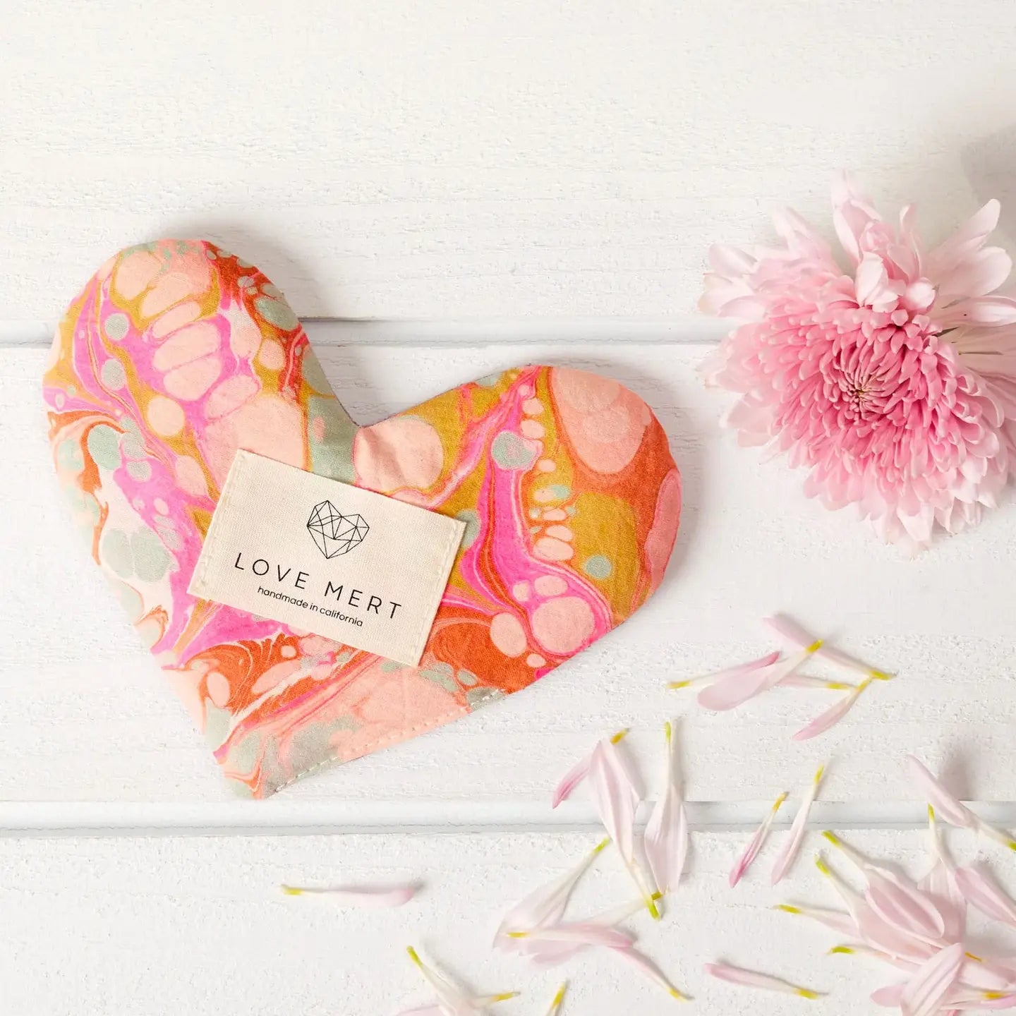 Pink Heart Shaped Flaxseed and Lavender Eye Pillow - Confía Collective