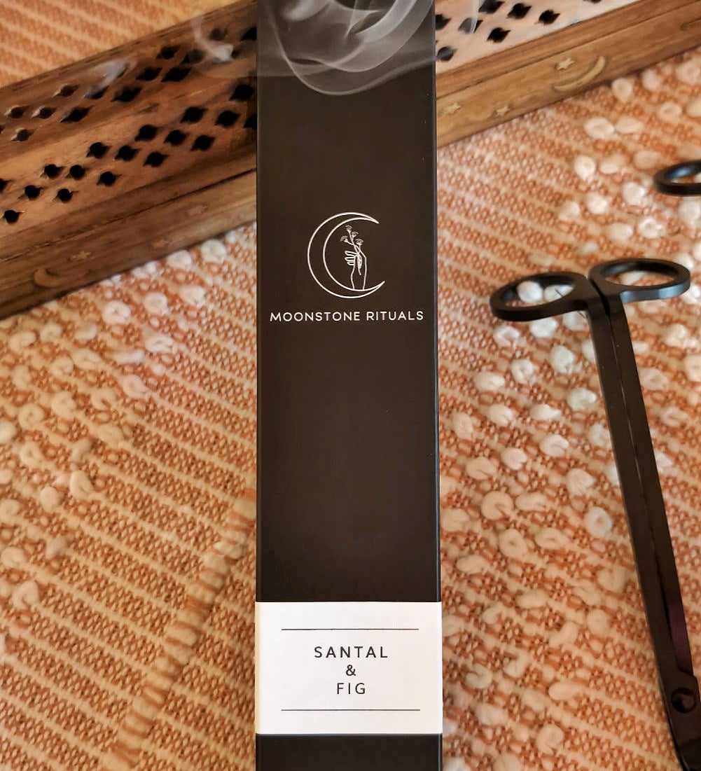 Santal & Fig Incense Sticks - Confía Collective