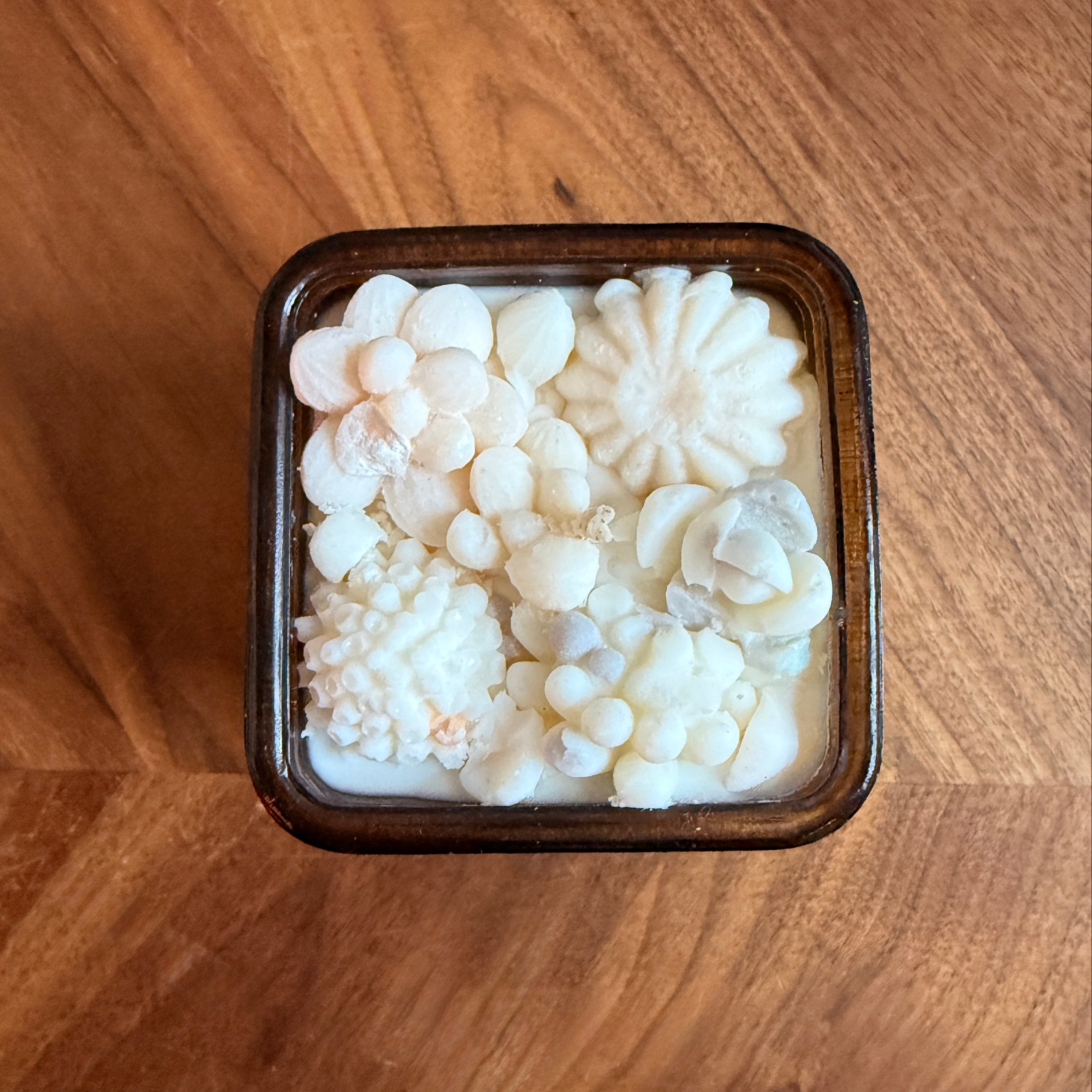 Santal One Wick Candle - Confía Collective