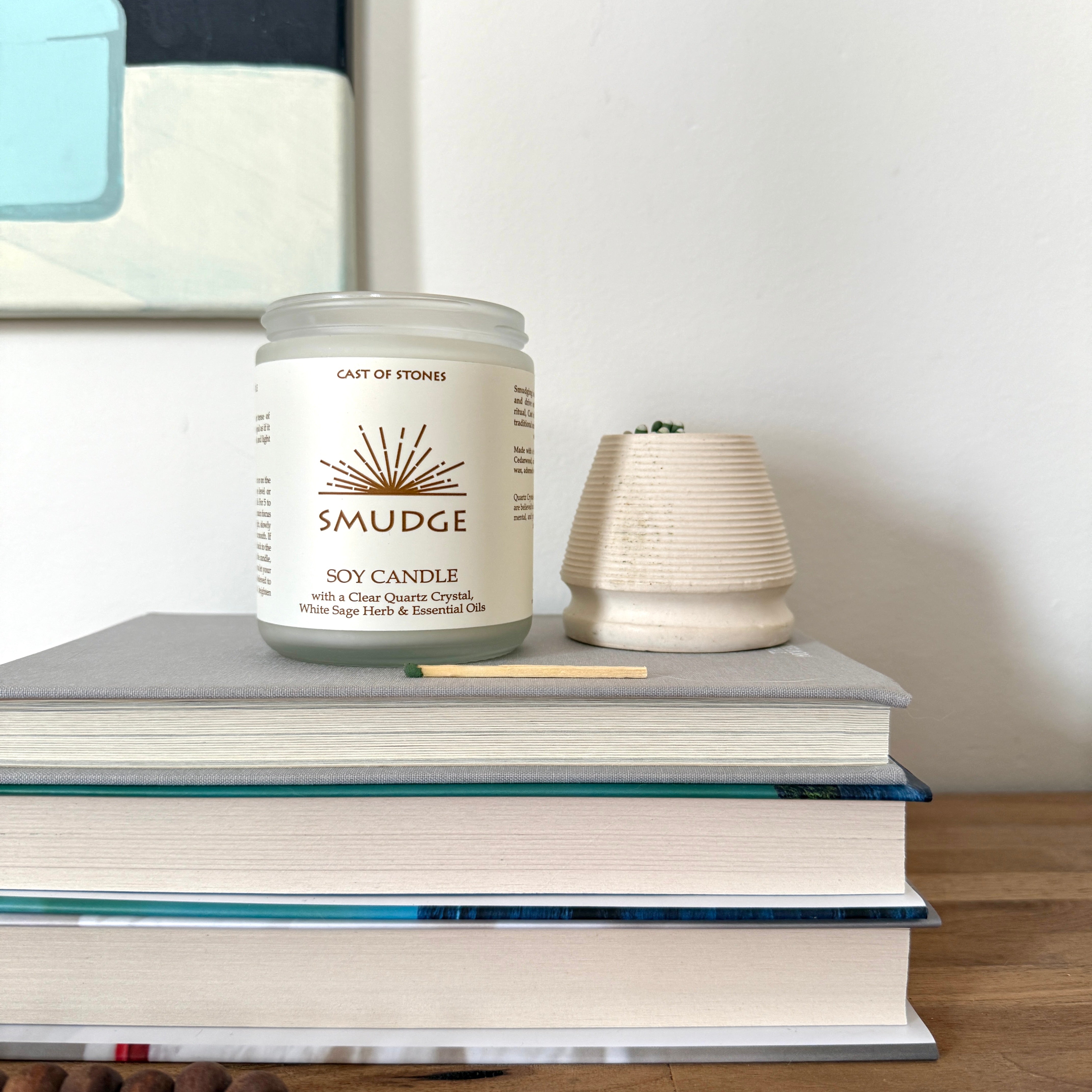 Smudge Candle with Crystals - Confía Collective