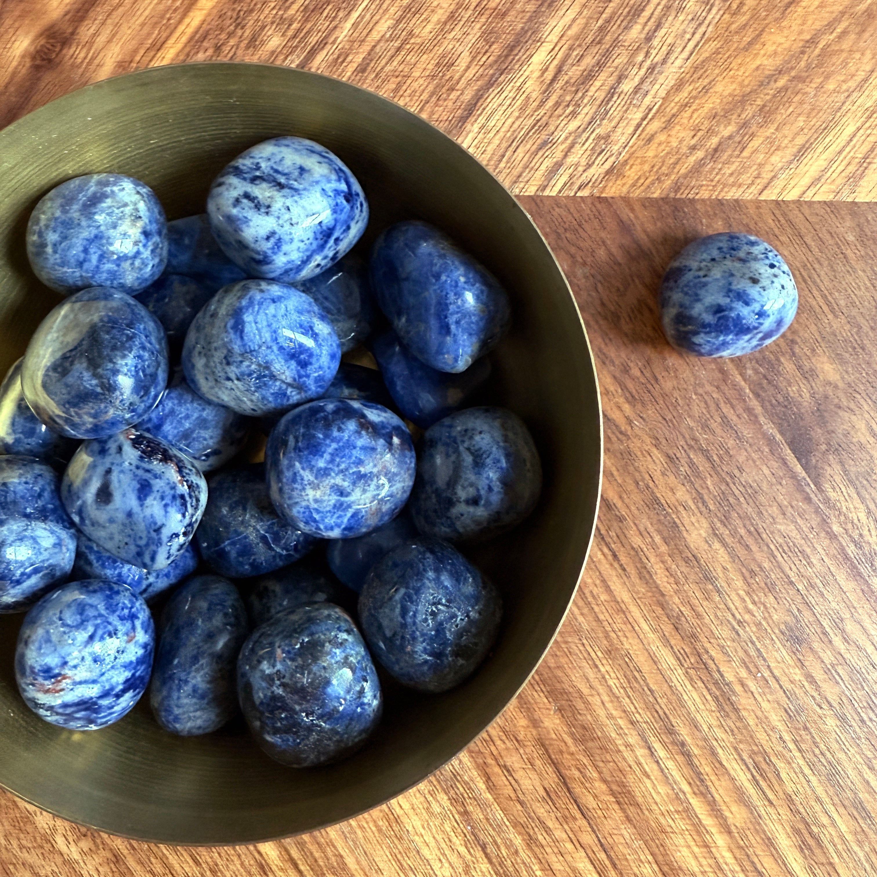 Sodalite Polished Piece - Confía Collective