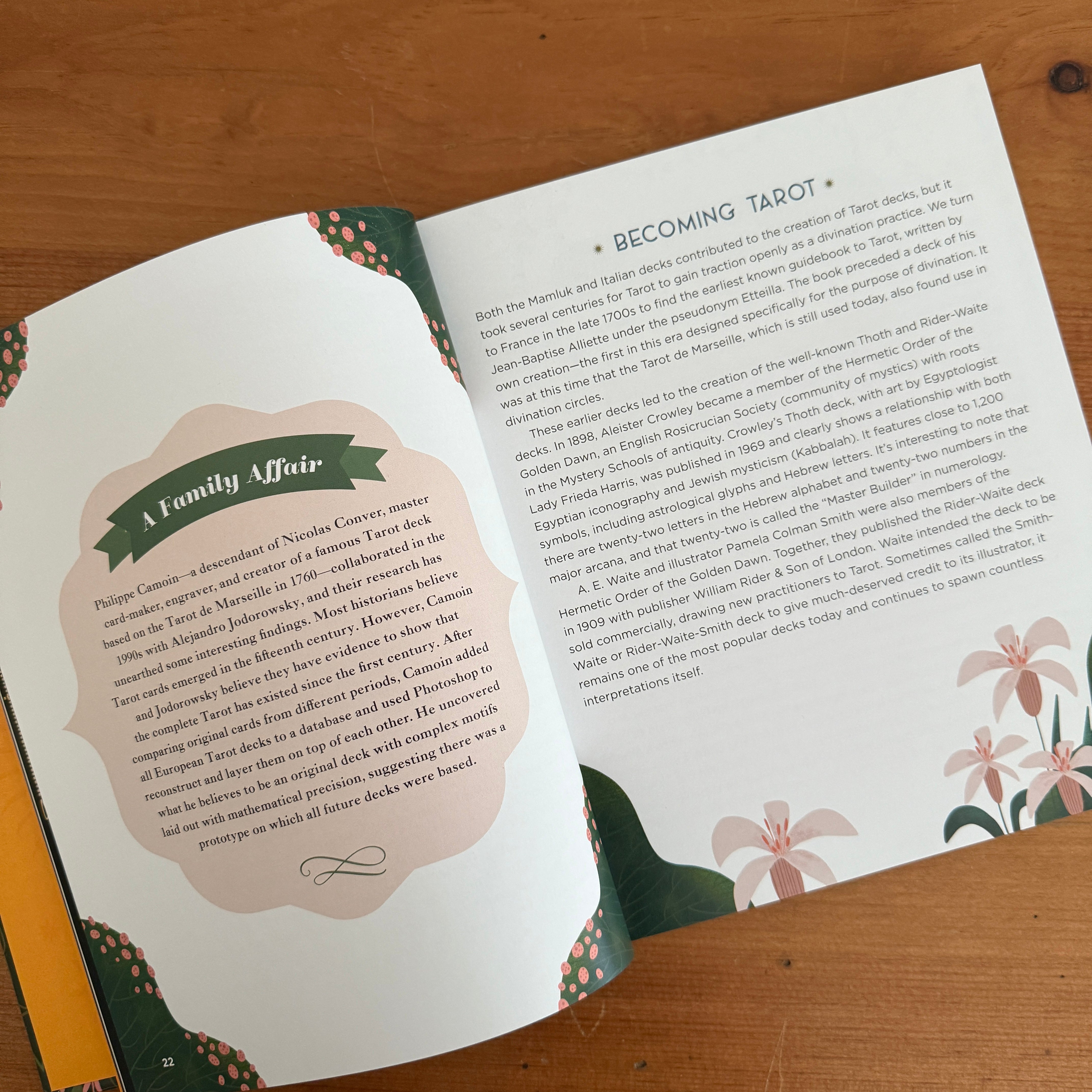 Tarot A to Z Book: A Modern Encyclopedia of Classic Tarot - Confía Collective