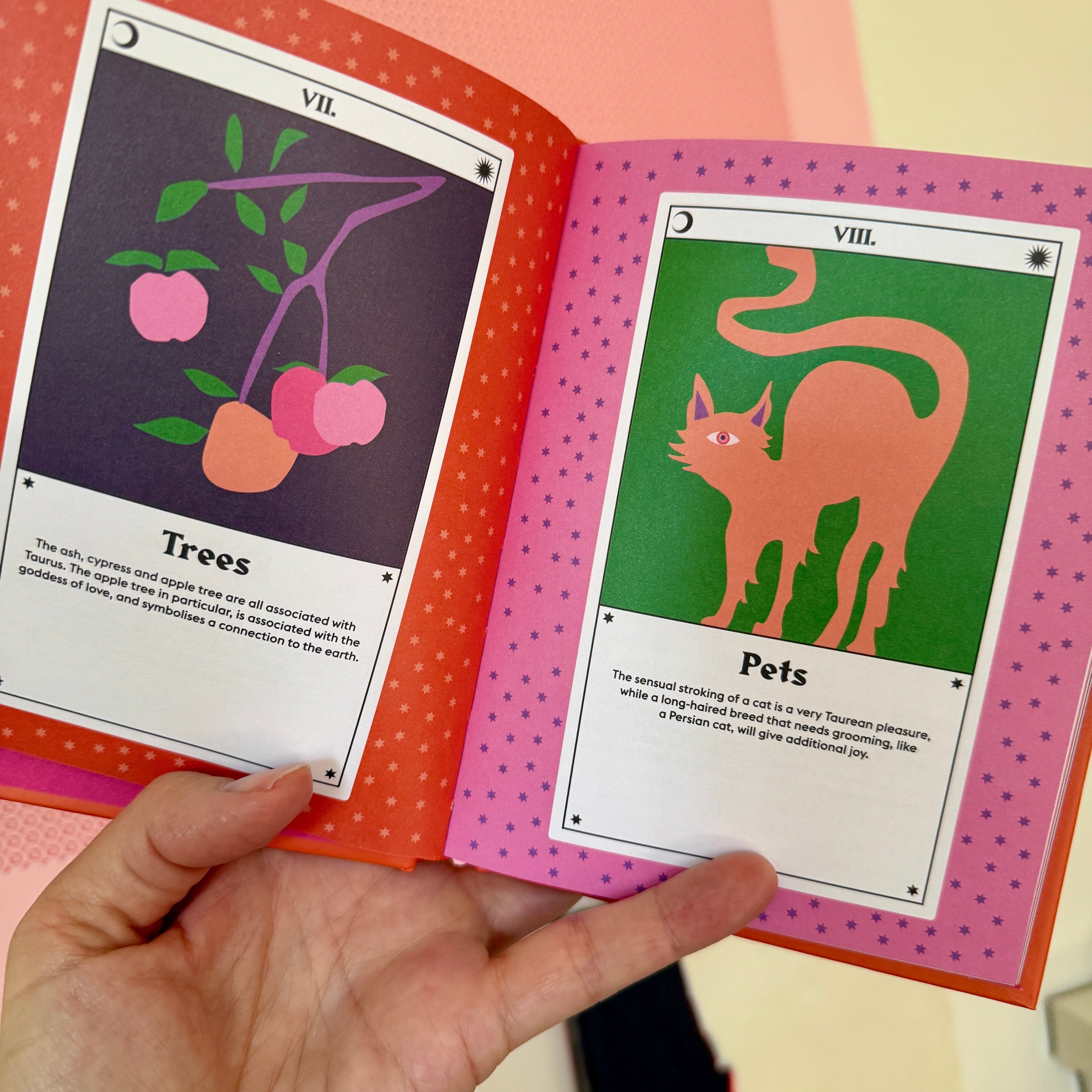 Taurus Zodiac Book - Confía Collective