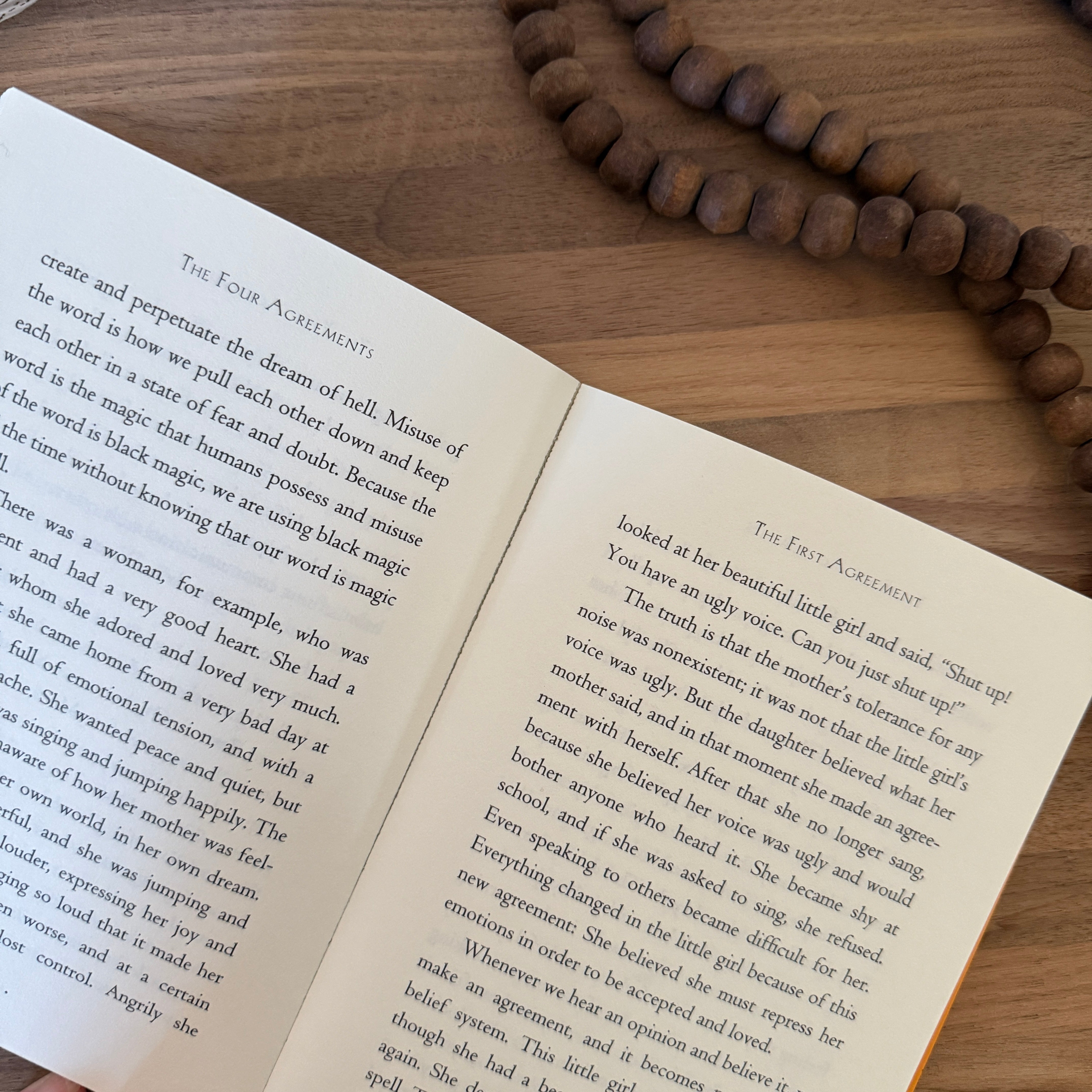 The Four Agreements Book - Confía Collective