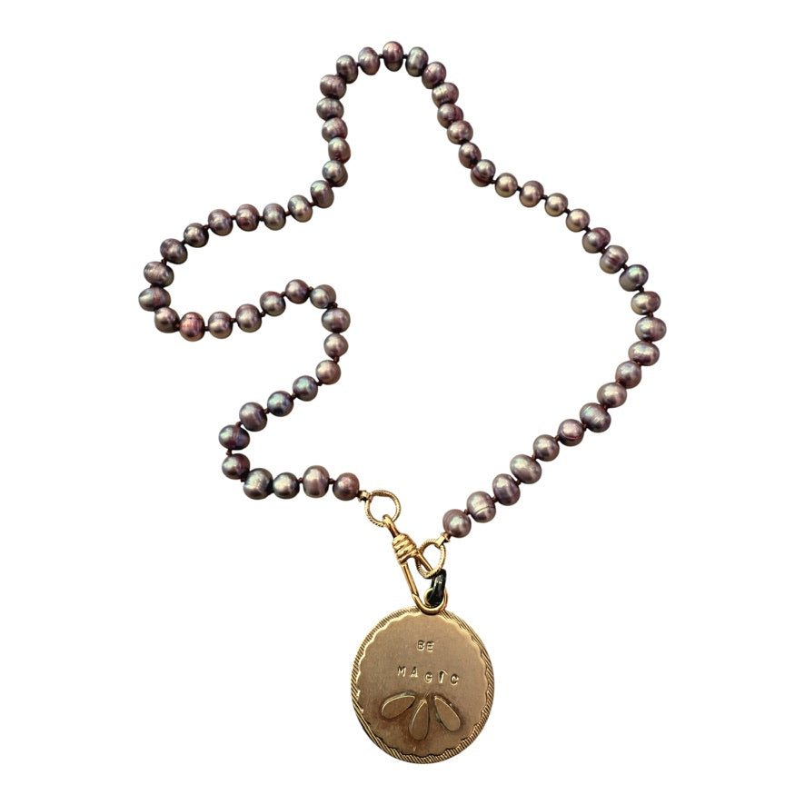 The Hand - Stamped Be Magic Necklace - Confía Collective