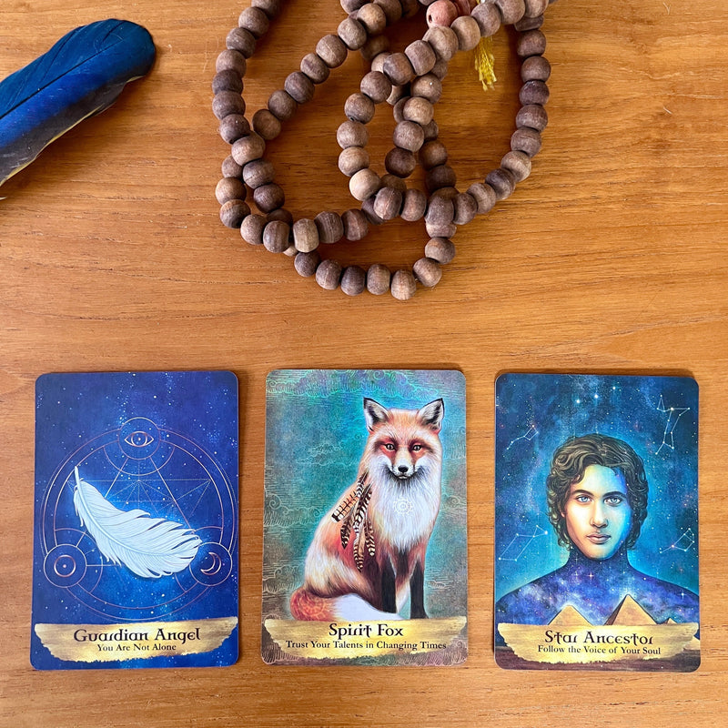 A powerful 55 card deck combining the Angels’ divine guidance with the Ancestors’ wisdom by Kyle Gray
