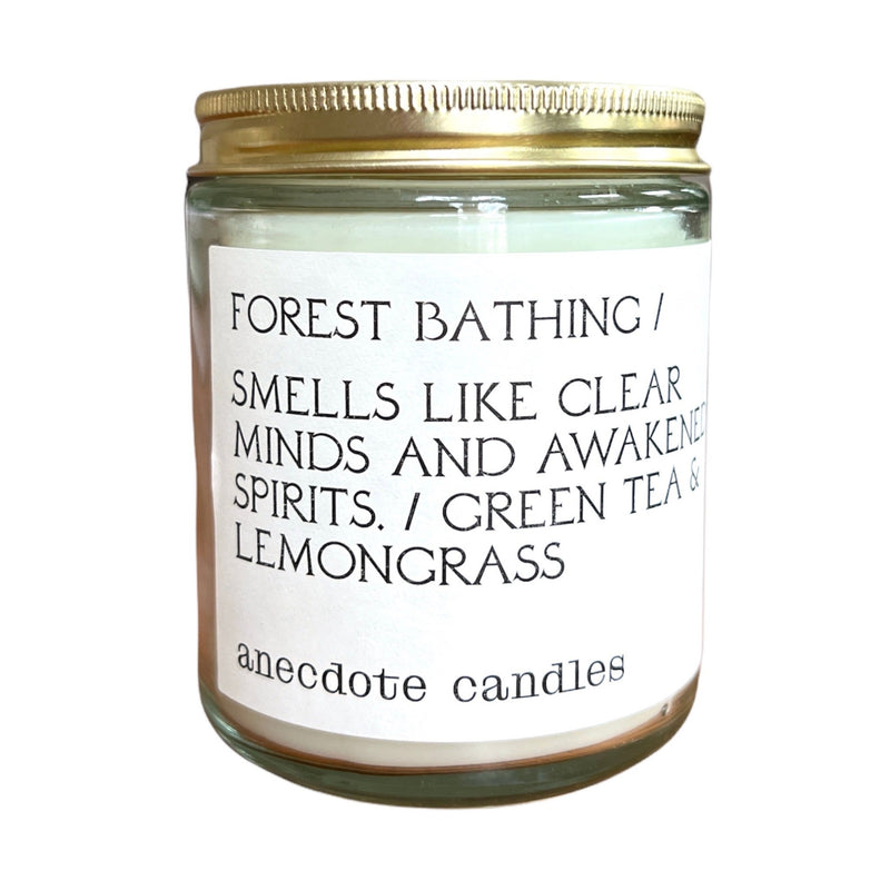 Forest bathing candle smells like clear minds and awakened spirits.  Green Tea & Lemongrass - Just like a walk through the woods