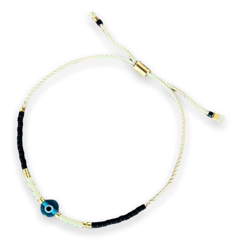 Wear this Evil Eye beaded bracelet to offer protection against misfortunes and bring good luck.