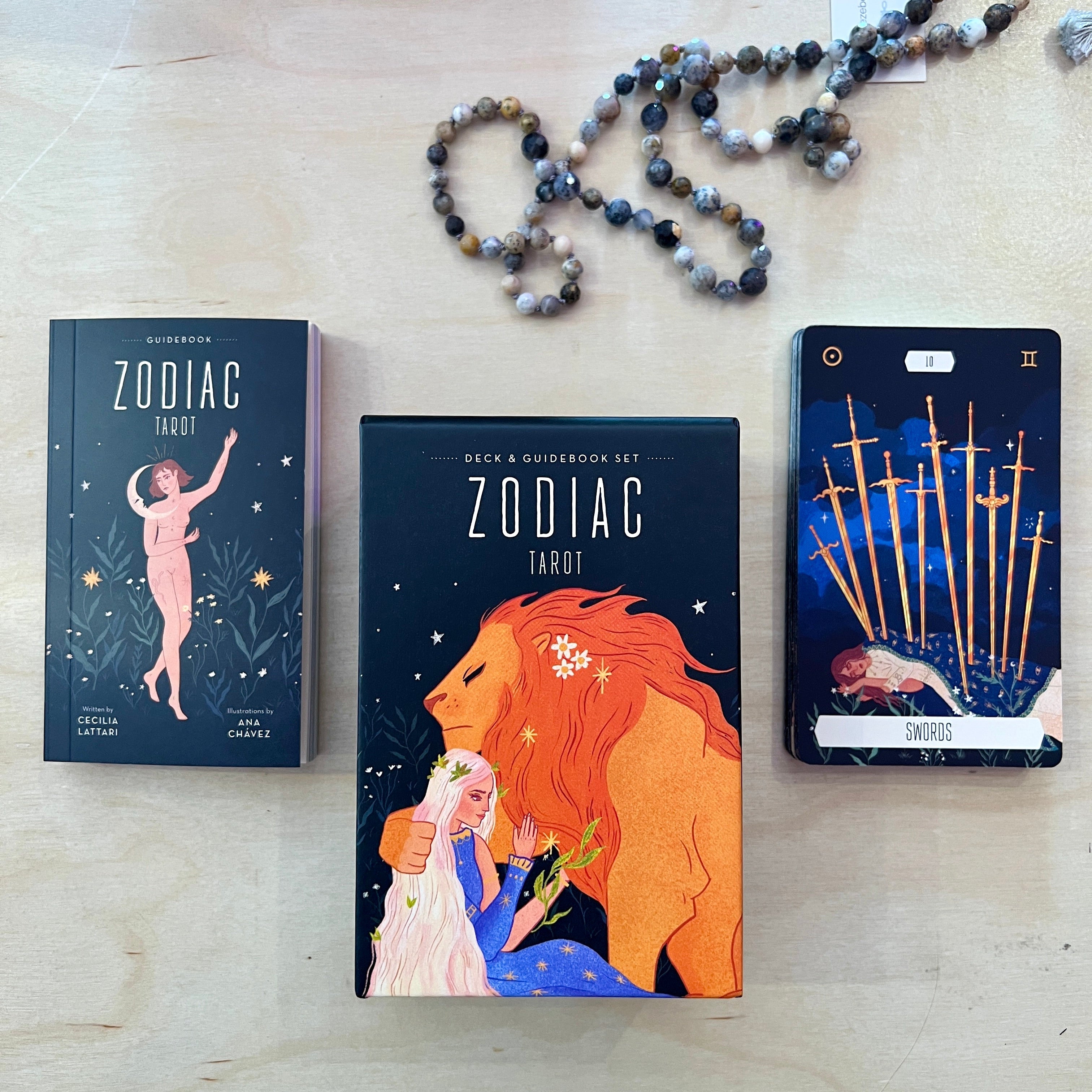 Zodiac Tarot Deck - Confía Collective