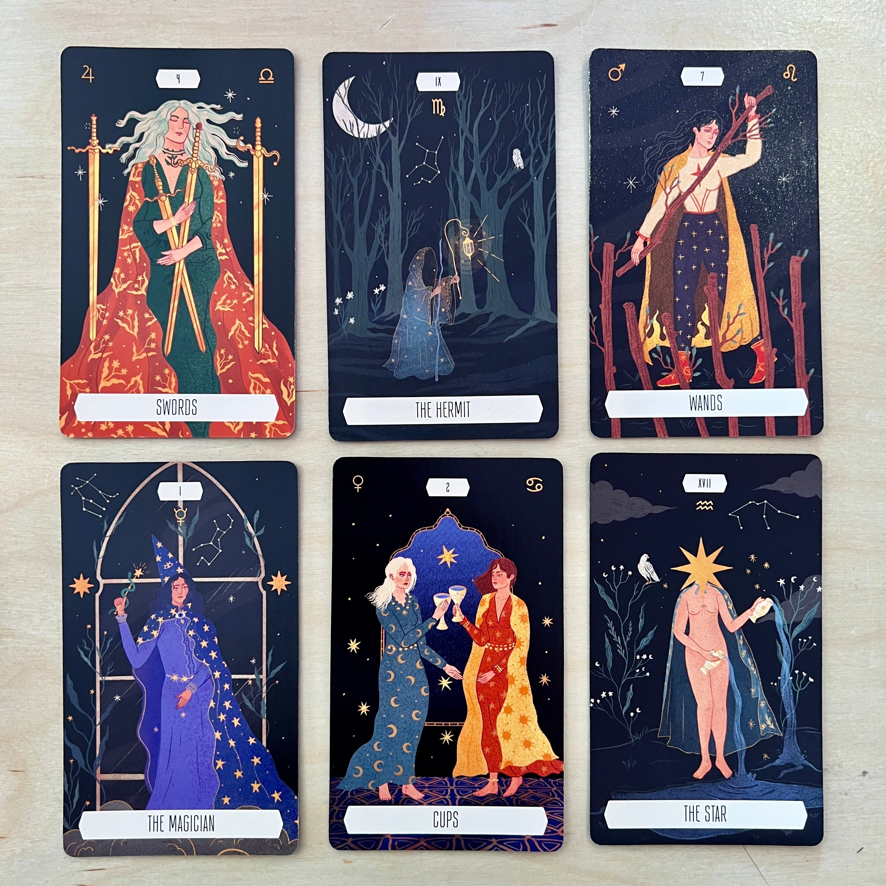 Zodiac Tarot Deck - Confía Collective